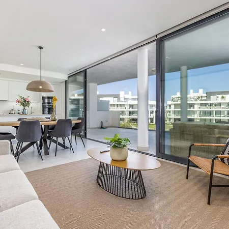 Vivi Homes - Deco Pool, Garden, Terrace & * Фуэнхирола