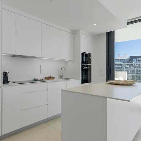 Vivi Homes - Deco Pool, Garden, Terrace & Apartment Fuengirola