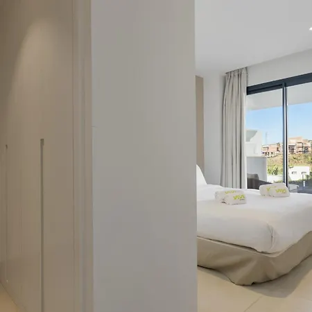 Vivi Homes - Deco Pool, Garden, Terrace & *