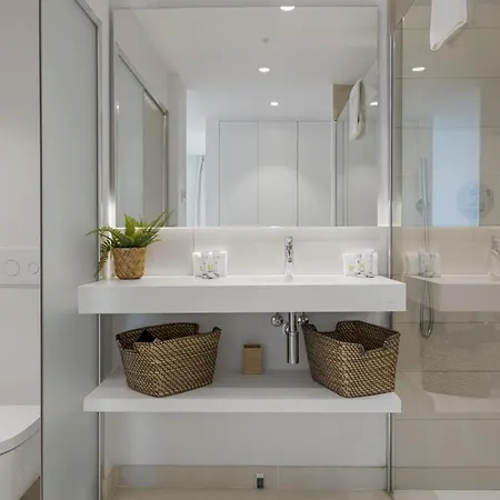 Vivi Homes - Deco Pool, Garden, Terrace & شقة