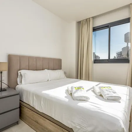 Vivi Homes - Deco Pool, Garden, Terrace & Fuengirola