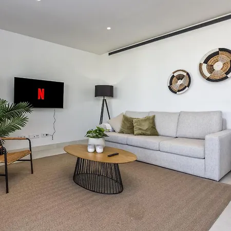 Vivi Homes - Deco Pool, Garden, Terrace&beach