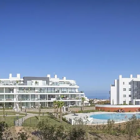 Vivi Homes - Deco Pool, Garden, Terrace & شقة