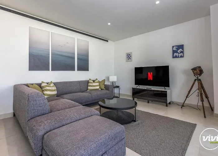 Apartamento Vivi Homes - Deco Pool, Garden, Terrace&beach