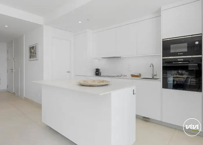 Vivi Homes - Deco Pool, Garden, Terrace&beach