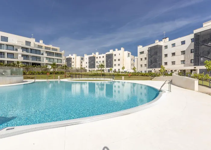 Vivi Homes - Deco Pool, Garden, Terrace & Apartment Fuengirola