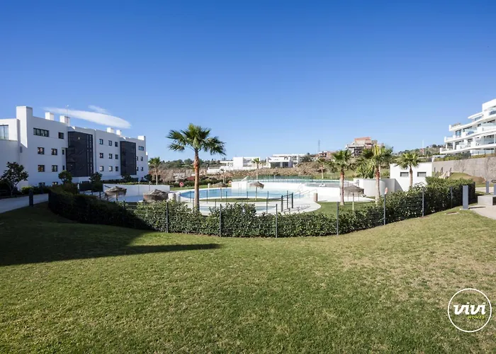 Apartamento Vivi Homes - Deco Pool, Garden, Terrace&beach *