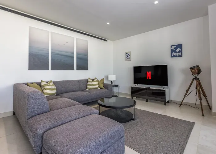 Apartment Vivi Homes - Deco Pool, Garden, Terrace & Fuengirola