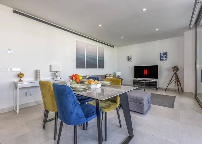 Vivi Homes - Deco Pool, Garden, Terrace&beach