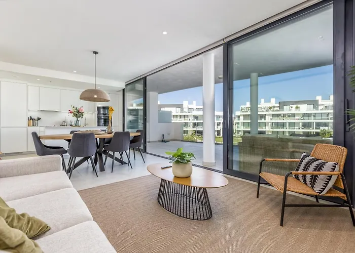 Vivi Homes - Deco Pool, Garden, Terrace&beach * Fuengirola