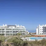 Vivi Homes - Deco Pool, Garden, Terrace & Appartement