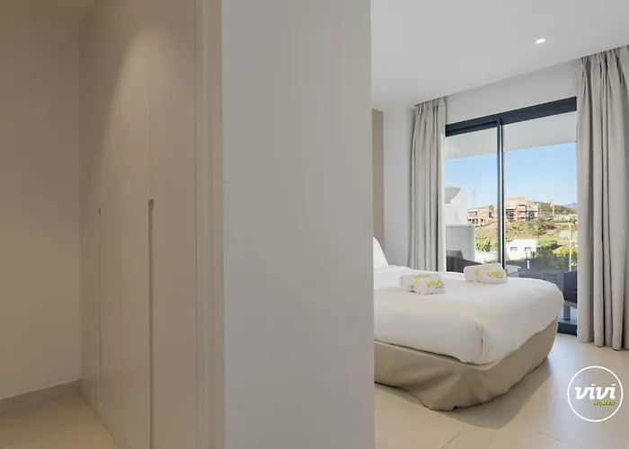 Vivi Homes - Deco Pool, Garden, Terrace & *