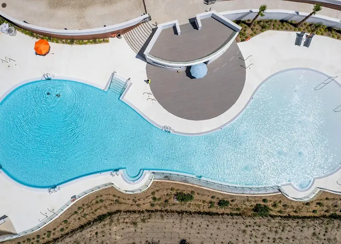 Апартаменты Vivi Homes - Deco Pool, Garden, Terrace &