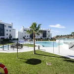 Vivi Homes - Deco Pool, Garden, Terrace & Apartment *